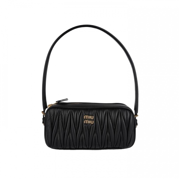 ◆당일◆26SS 마테라쎄 나파 레더 파우치 숄더백 블랙 5NE024 AFPP F0002