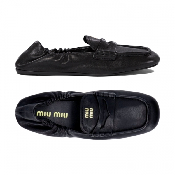 ◆당일◆26SS 금장 로고 루슈 나파레더 로퍼 블랙 5D341E EFX F0002