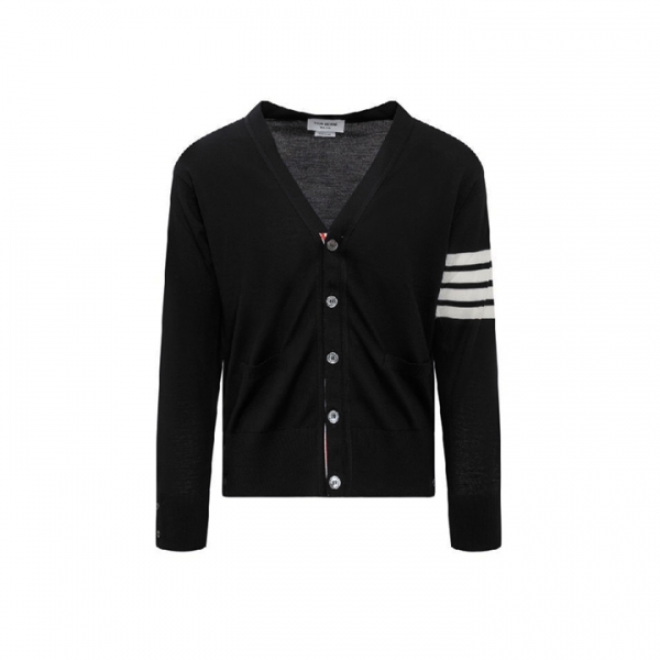 ◆당일◆26SS 사선 완장 클래식 메리노 울 가디건 블랙 MKC002A Y1014 001