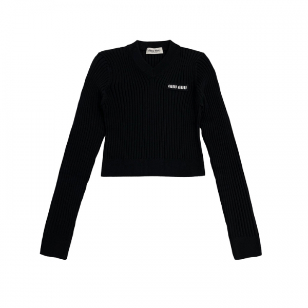 ◆당일◆25FW 로고 브이넥 골지 크롭 니트 블랙 MML832 12Y8 F0002