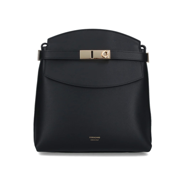 ◆당일◆26SS 허그 금장 로고 메신저 크로스백 블랙 21-9912 0780872