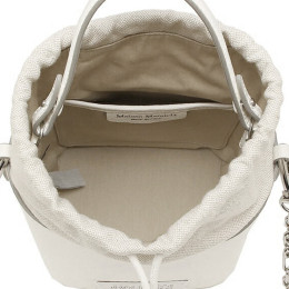 ◆당일◆25FW 5AC 스몰 버킷&크로스백 화이트 S61WG0035 P4348 H0157