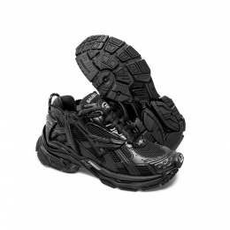 ◆당일◆24SS 메쉬 러너 스니커즈 블랙 677402 W3RB1 1000