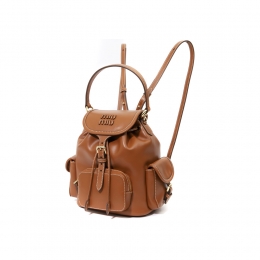 ◆당일◆26SS 시그니처 로고 멀티 포켓 백팩 코냑 5BZ043 2CRW F0046