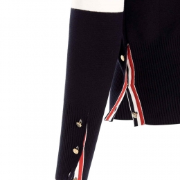 ◆당일◆26SS 사선 완장 클래식 브이넥 가디건 네이비 FKC207A 00219 415