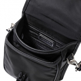 ◆당일◆25FW 삼각로고 테수토 스몰 크로스백 블랙 2VD043 2DMH F0002