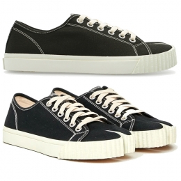 ◆당일◆25FW 타비 로우탑 스니커즈 블랙 S37WS0578 P4291 H0958