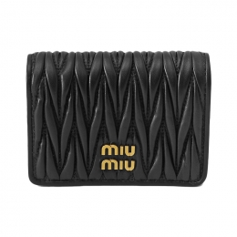 ◆당일◆26SS 마틀라세 금장 로고 지퍼포켓 반지갑 블랙 5MV021 AFPP F0002