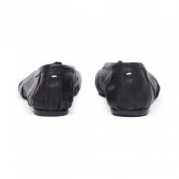 26SS 타비 뉴 발레리나 플랫슈즈 블랙 S58WZ0127 P6378 T8013