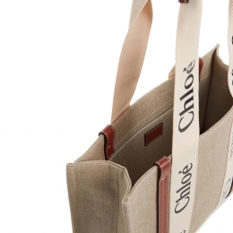 ◆당일◆26SS 우디 미디움 토트백 브라운 CHC22AS383I26 90U