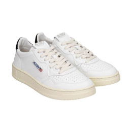 26SS 메달리스트 로우탑 스니커즈 화이트/블랙탭 AULM LL22