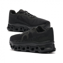 ◆당일◆25FW 클라우드몬스터 러닝 스니커즈 블랙 61.99025