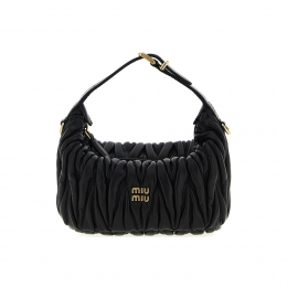 26SS 마틀라세 금장 로고 호보백 블랙 5NE026 AFPP F0002