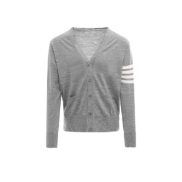 ◆당일◆26SS 사선 완장 클래식 메리노 울 가디건 페일그레이 MKC002A Y1014 058