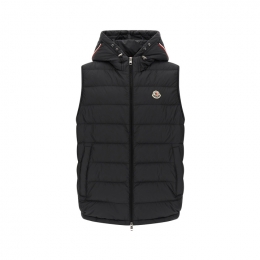 26SS 마르셀리안 MARSEILLAN 후드 패딩 베스트 블랙 1A000 19 597X2 999