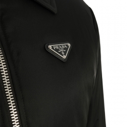 ◆당일◆25FW 삼각 로고 투 포켓 벨티드 자켓 블랙 292200 1WQ8 F0002