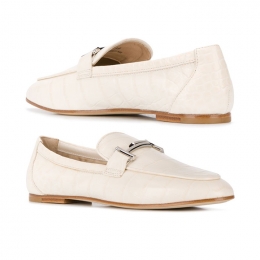 ◆당일◆25FW 여성 더블T 모카시노 크로커다일 텍스처 로퍼 화이트 XXW79A0X010 WES C016