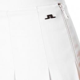 ◆당일◆25SS 아디나 ADINA 로고 플리츠 스커트 화이트 GWSD10005 0000