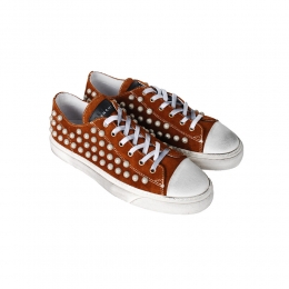 ◆15주년◆원형 스터드 벨로아 빈티지 스니커즈 브라운 GXU021SF00CRO1B596