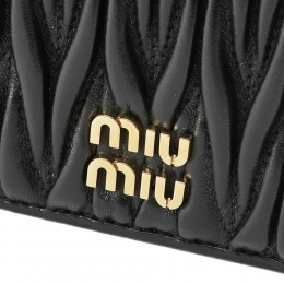 ◆당일◆26SS 금장 로고 마틀라세 코인포켓 반지갑 블랙 5MV204 AFPP F0002