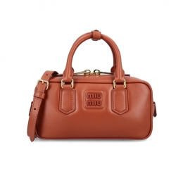 ◆당일◆26SS 로고 아르카디 크로스&토트백 러스트 5BB142 ACR3 F0033